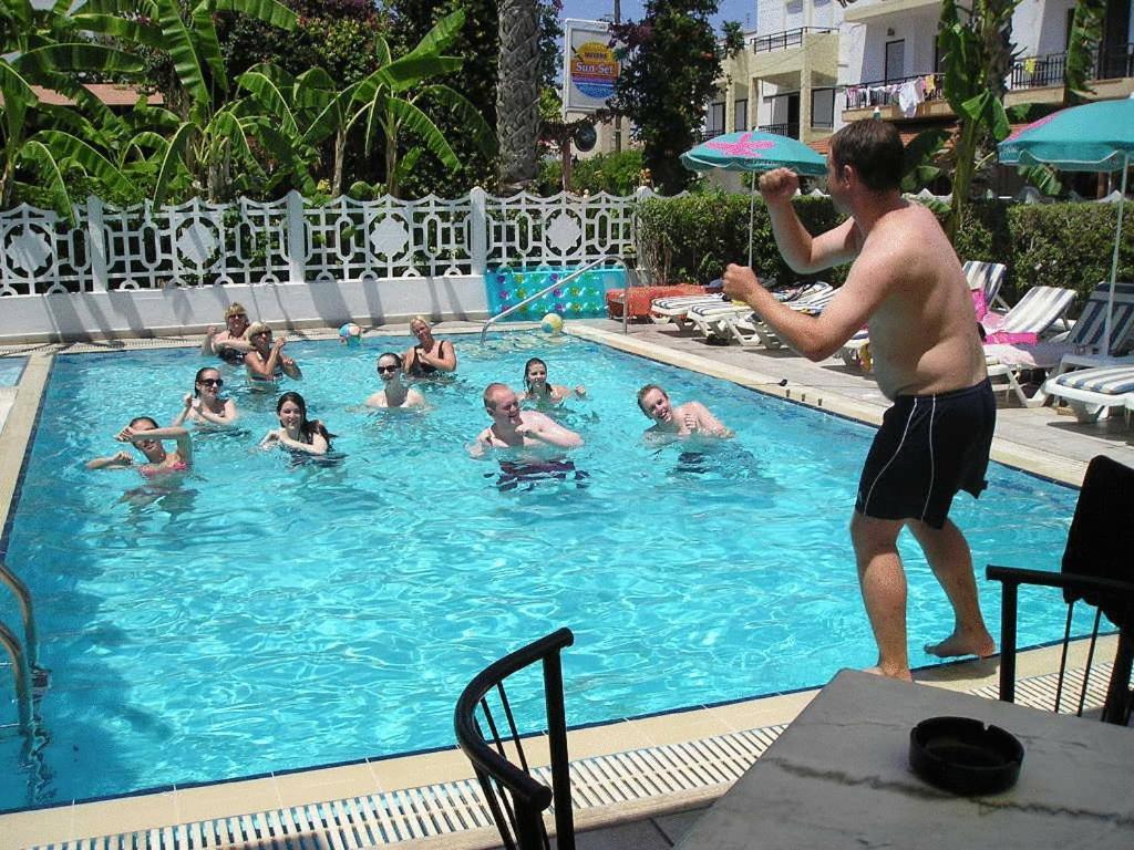 Elite Apartments คอสทาวน์ ภายนอก รูปภาพ