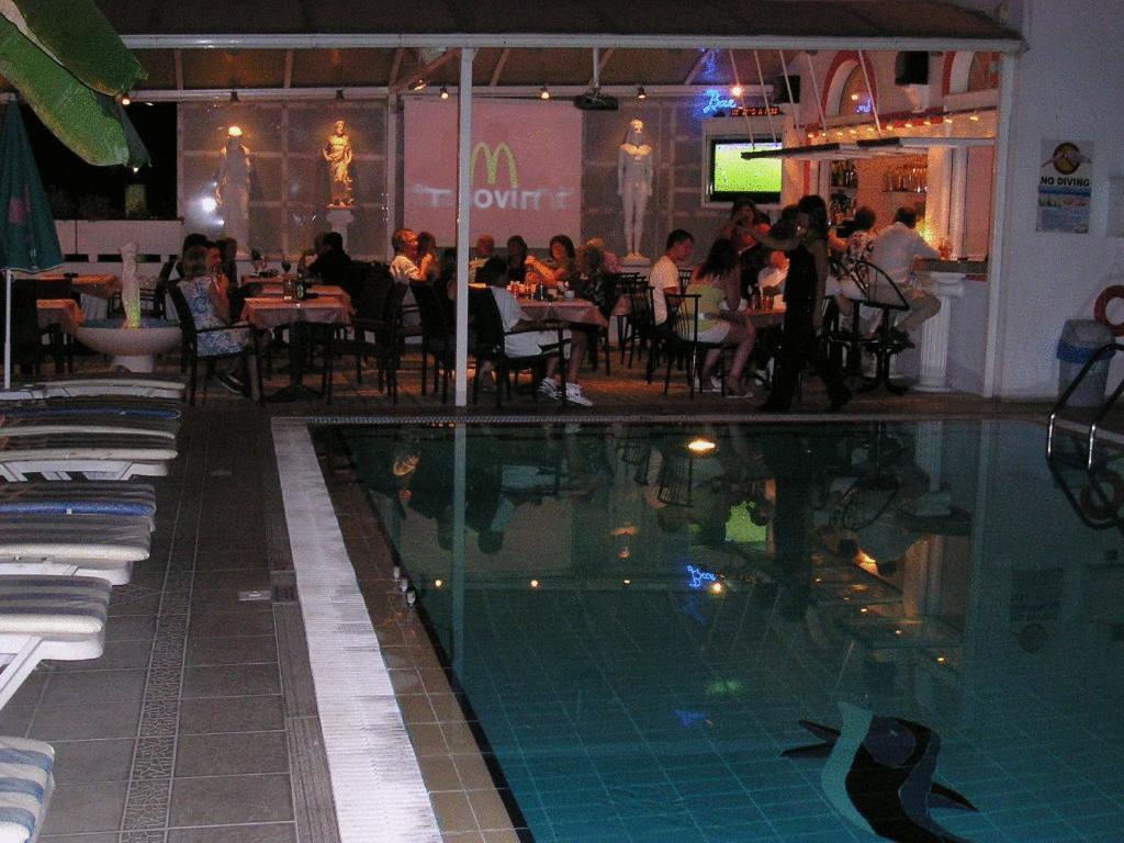 Elite Apartments คอสทาวน์ ภายนอก รูปภาพ