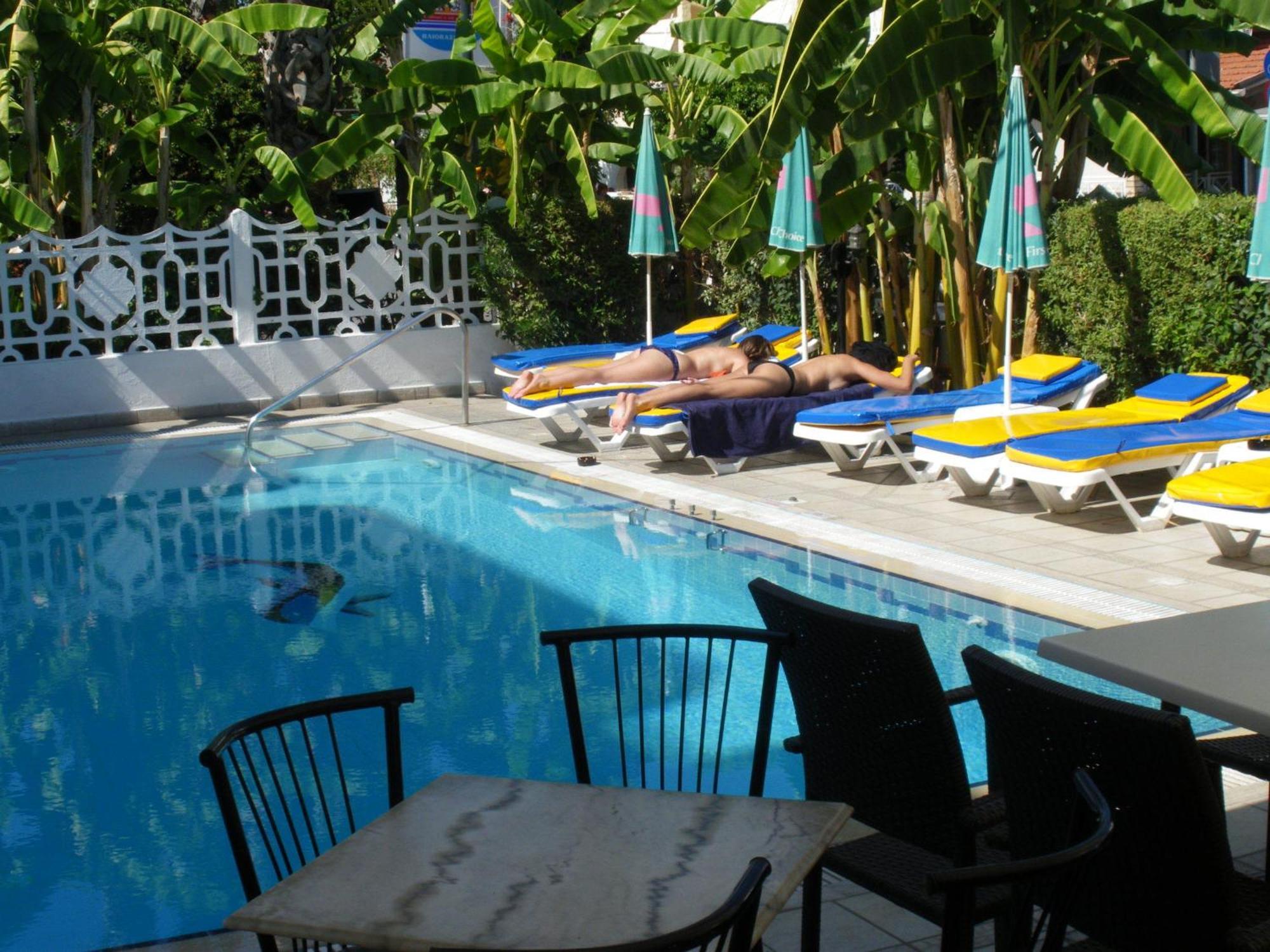 Elite Apartments คอสทาวน์ ภายนอก รูปภาพ