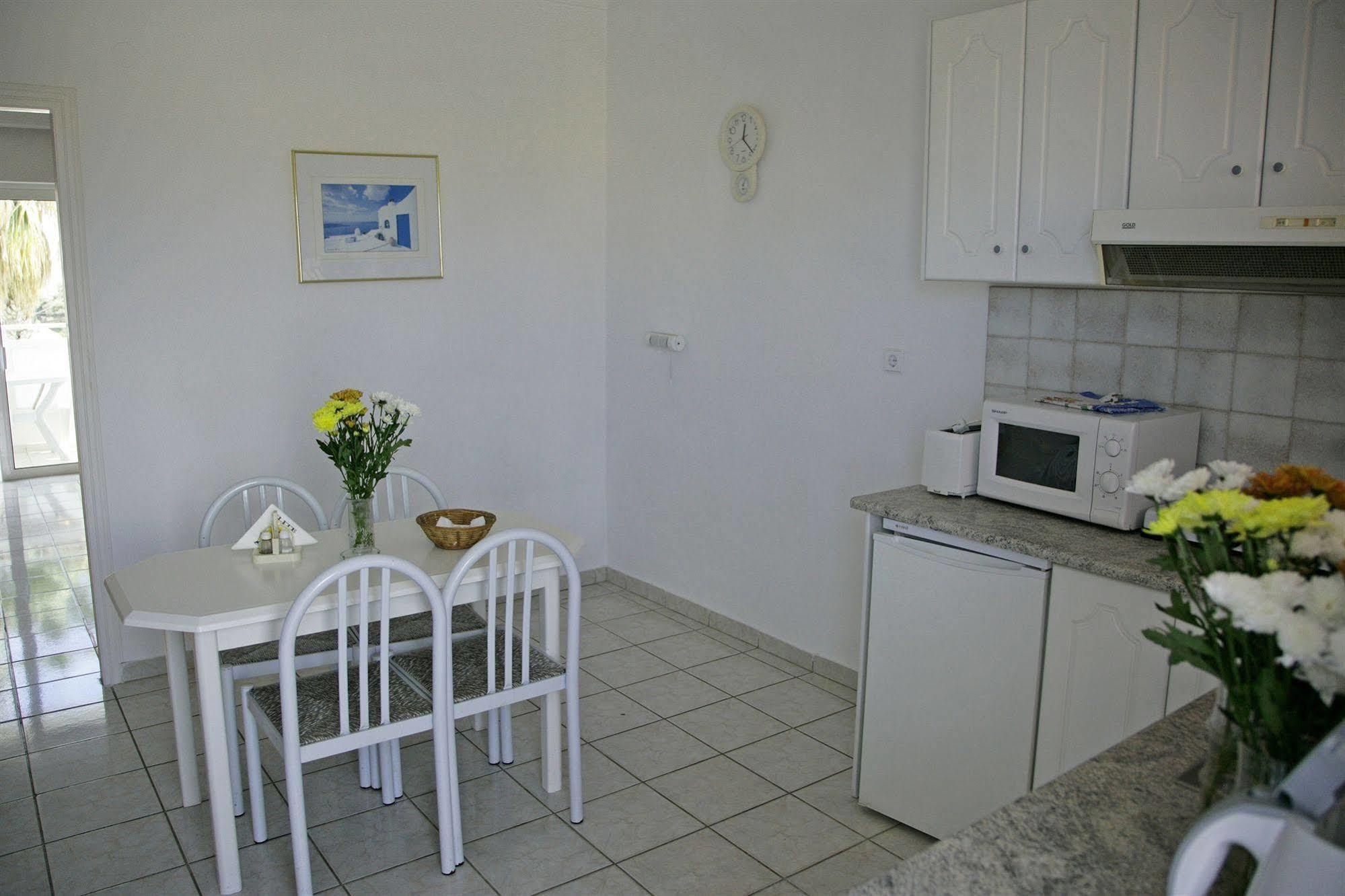 Elite Apartments คอสทาวน์ ภายนอก รูปภาพ